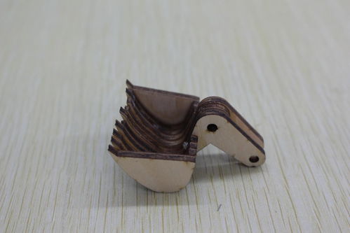 STEAM課程第20課 圓夢少年——一起制作趣味十足的挖掘機(jī)